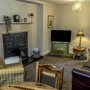 Guestready - Elegant Space Near Holyrood Park Apartment Edinburgh